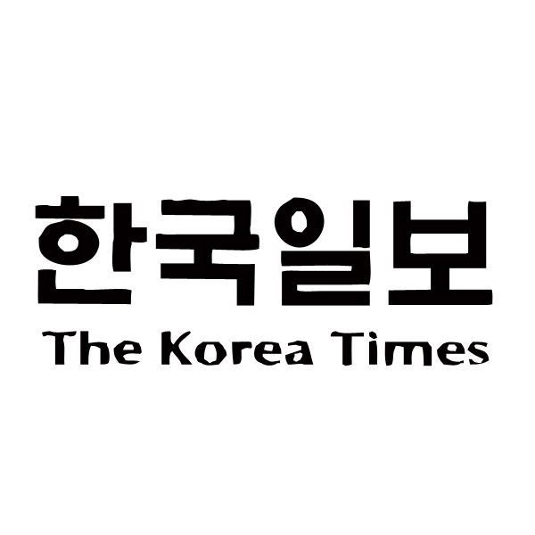 Kim wrote articles for the Korean newspaper, often collaborating with Chris.